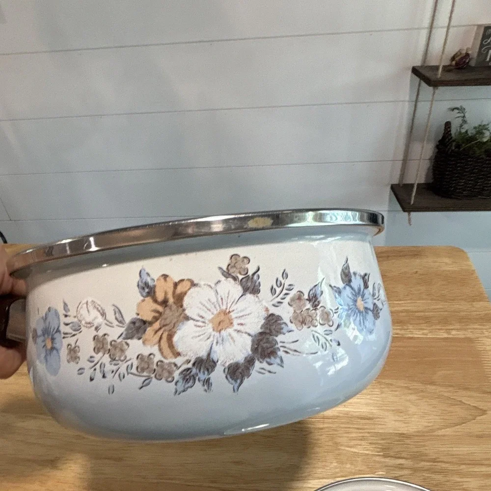 Vintage Crowning Spring Harvest Blossom Porcelain Enamel Saucepan Set w/ Lid